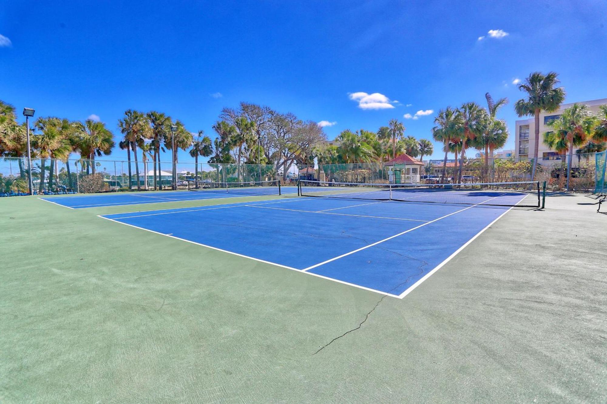 Land'S End 8-204 Beach Front - Premier Villa St. Pete Beach Exterior photo