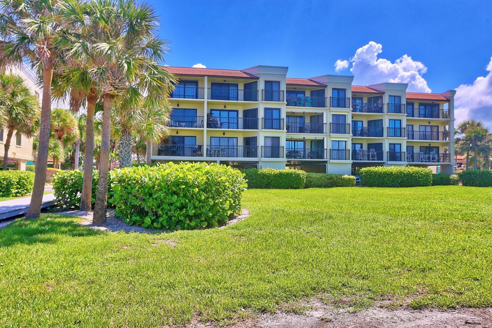 Land'S End 8-204 Beach Front - Premier Villa St. Pete Beach Exterior photo